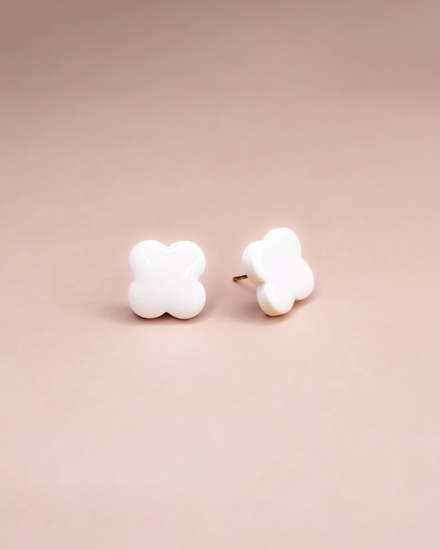 LOUISE STUDS - Porcelain