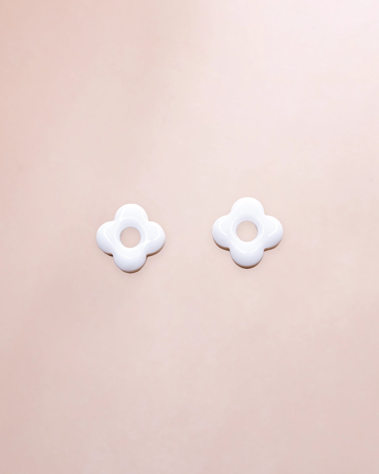 LOUISE HOOPS - Porcelain