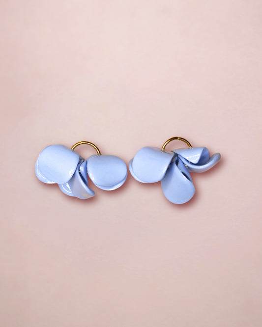 DAPHNE HOOP EARRINGS - Sky