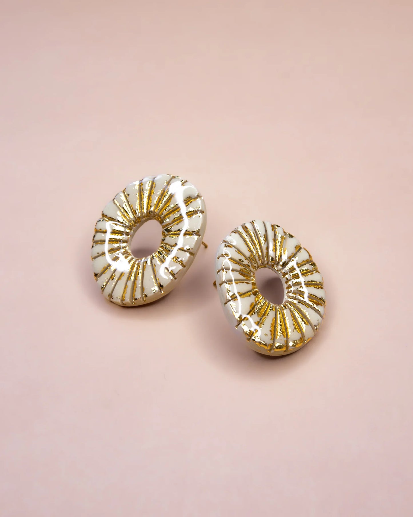 LUCE STUDS