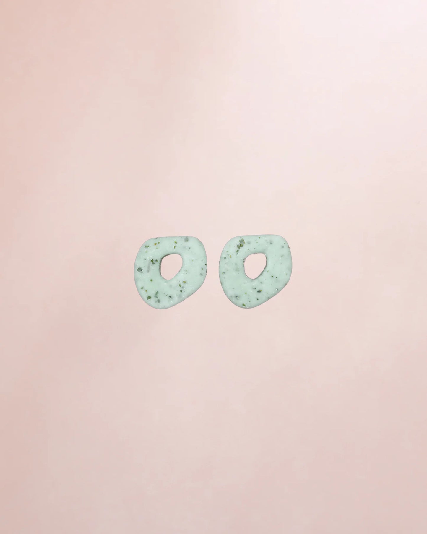 VERA CHARMS