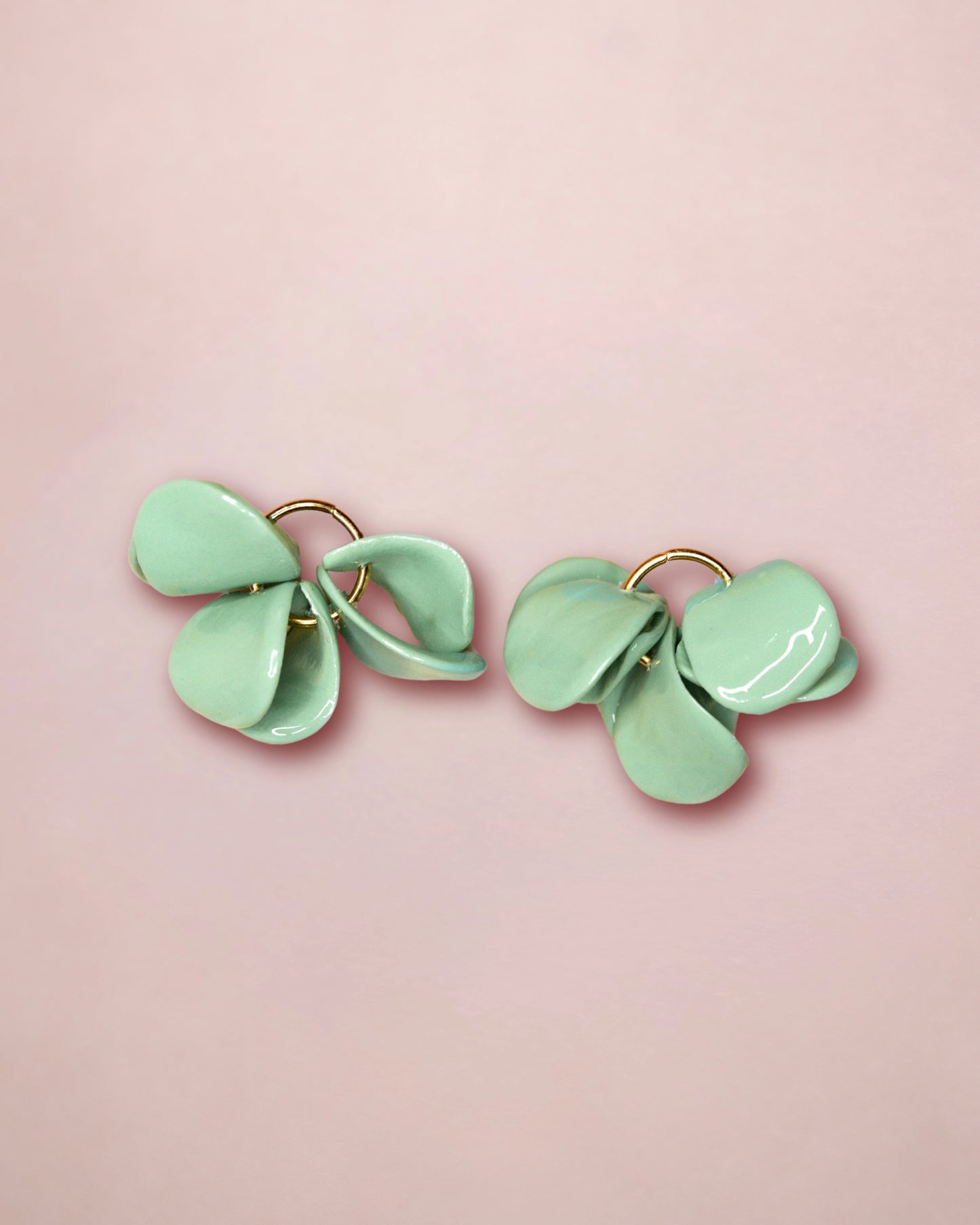 DAPHNE HOOP EARRINGS - Mint